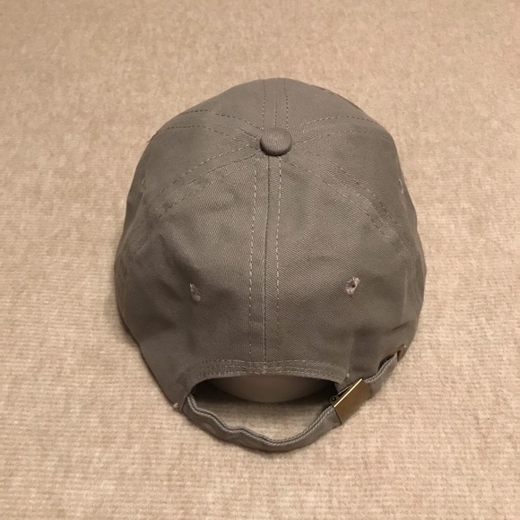 Mama Cap Hat classic 6 panel design w/ sweat-wicking support / adjustable close - Picture 9 of 16